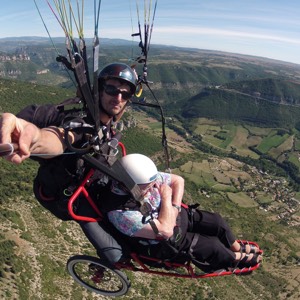 vol handicar à millau