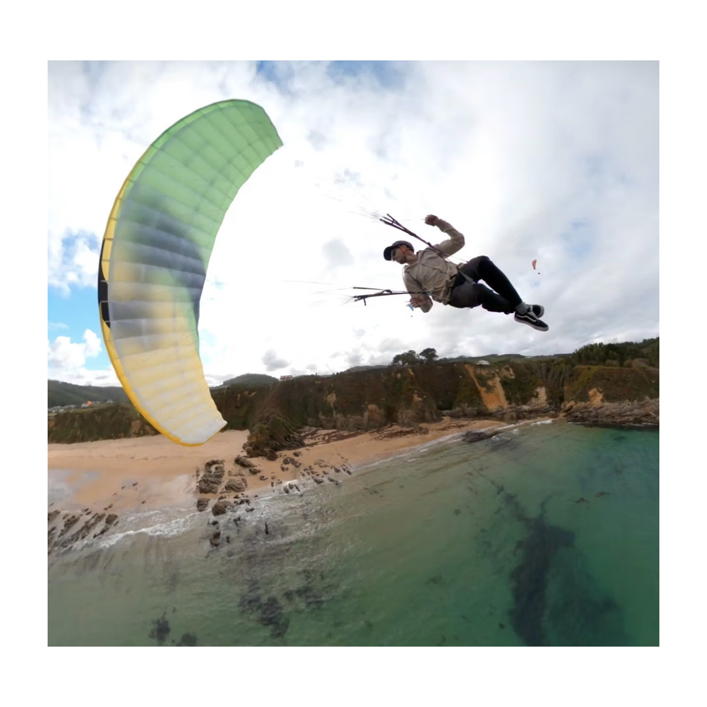 Horizon Millau - Zoe Sky Para